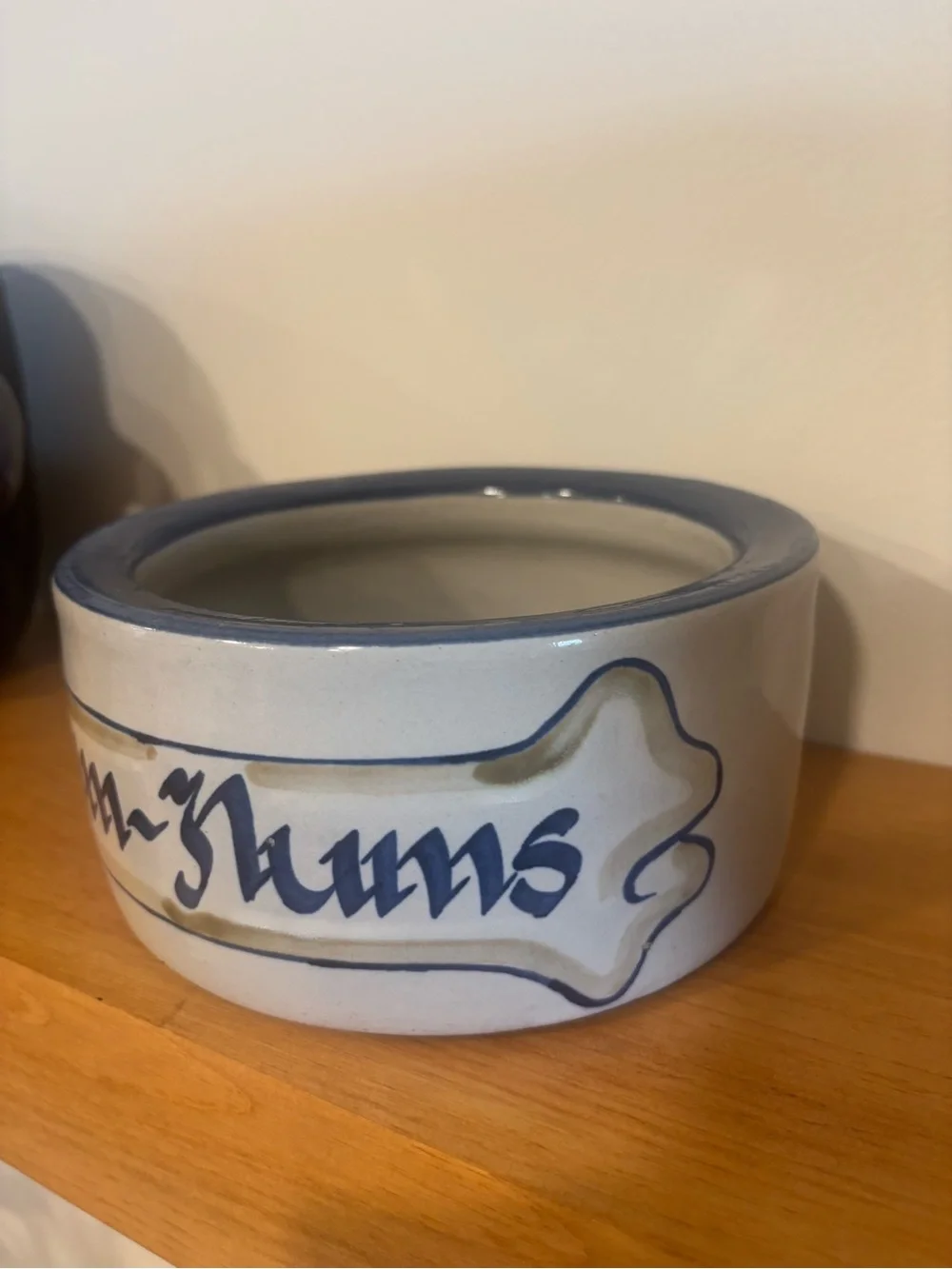 Louisville Stoneware Num Nums Dog Bowl Hand Painted Kentucky Pottery